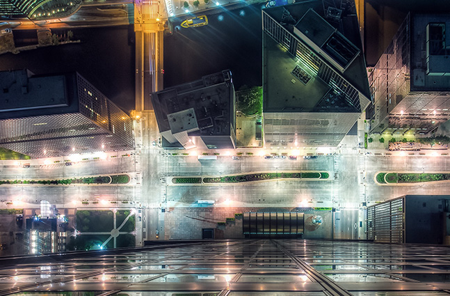 Не можете снять винт маховика небольшого бензинового двигателя? Этим методом можно удалить даже стойкие винты.